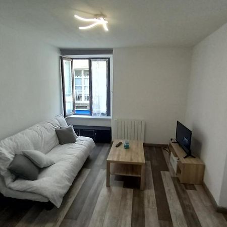 Saint-flour appartement au cœur de la ville Extérieur photo