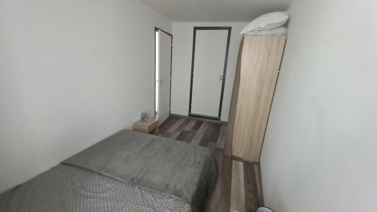 Saint-flour appartement au cœur de la ville Extérieur photo